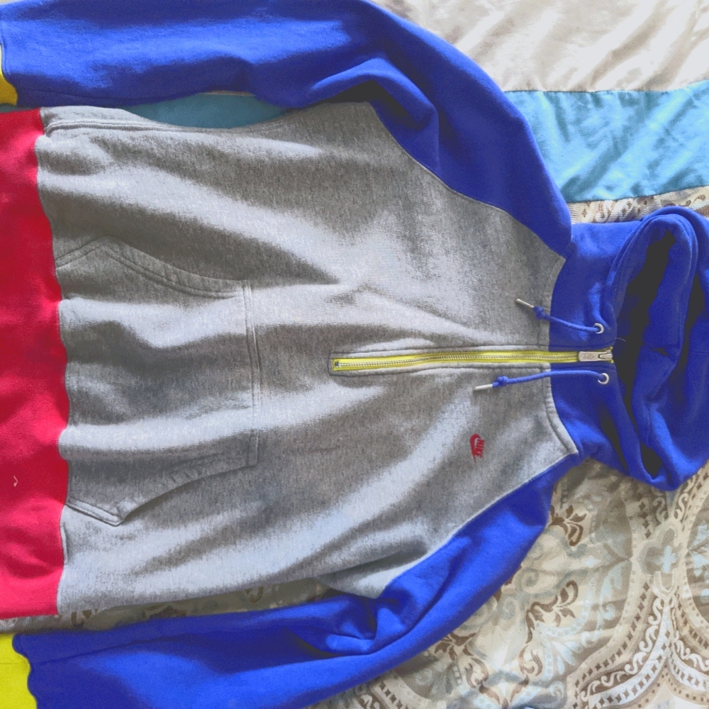 Nike half hoodie sweater